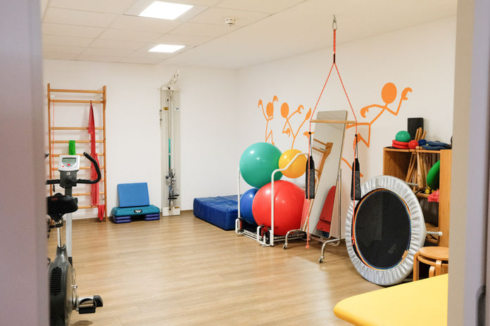 Innenansicht der Physiotherapiepraxis in Schliersee